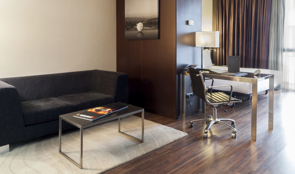 Hotel Ac Ciudad De By Marriott 4*